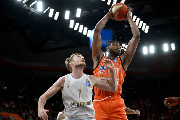 也反映了他 也反映了他